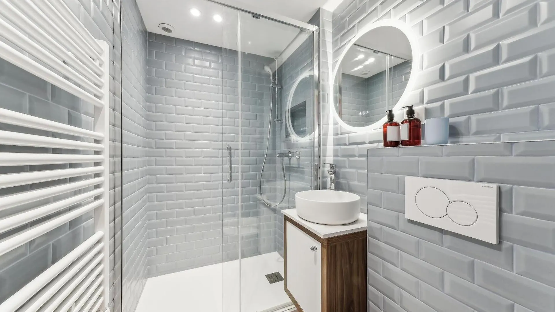 Elegant -roquette -6pers Apartment Paris